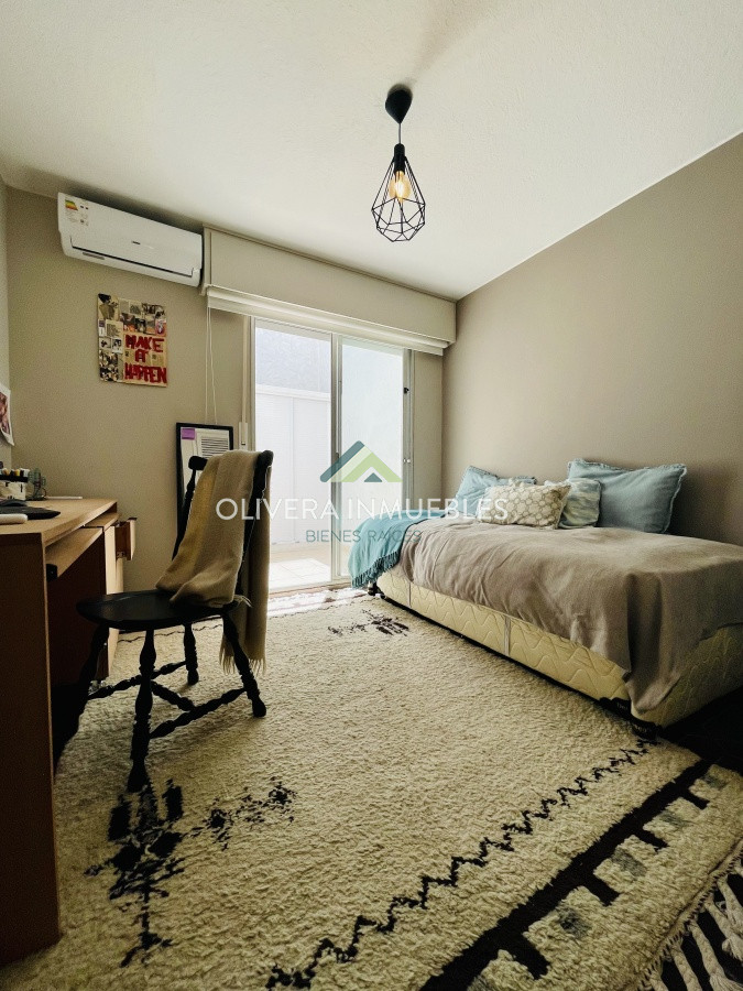 Apartamento ID.8959 - Alquiler temporario de apartamento de dos dormitorios con dos baños en Península a pasos del Puerto, Punta del Este