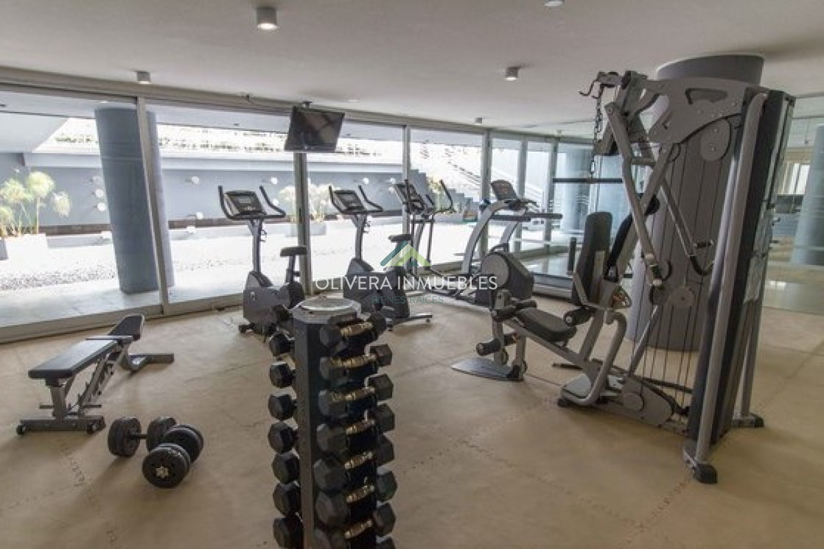 Apartamento ID.9874 - Excelente Apartamento de 2 Dormitorios en Alquiler - Punta del Este