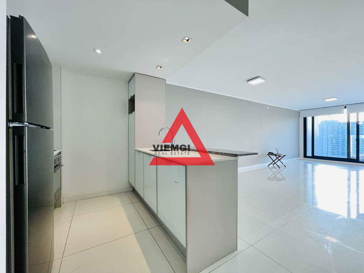Apartamento ID.84 - Apartamento de 2 Dormitorios en Alquiler Anual a pasos de Playas Mansa y Brava