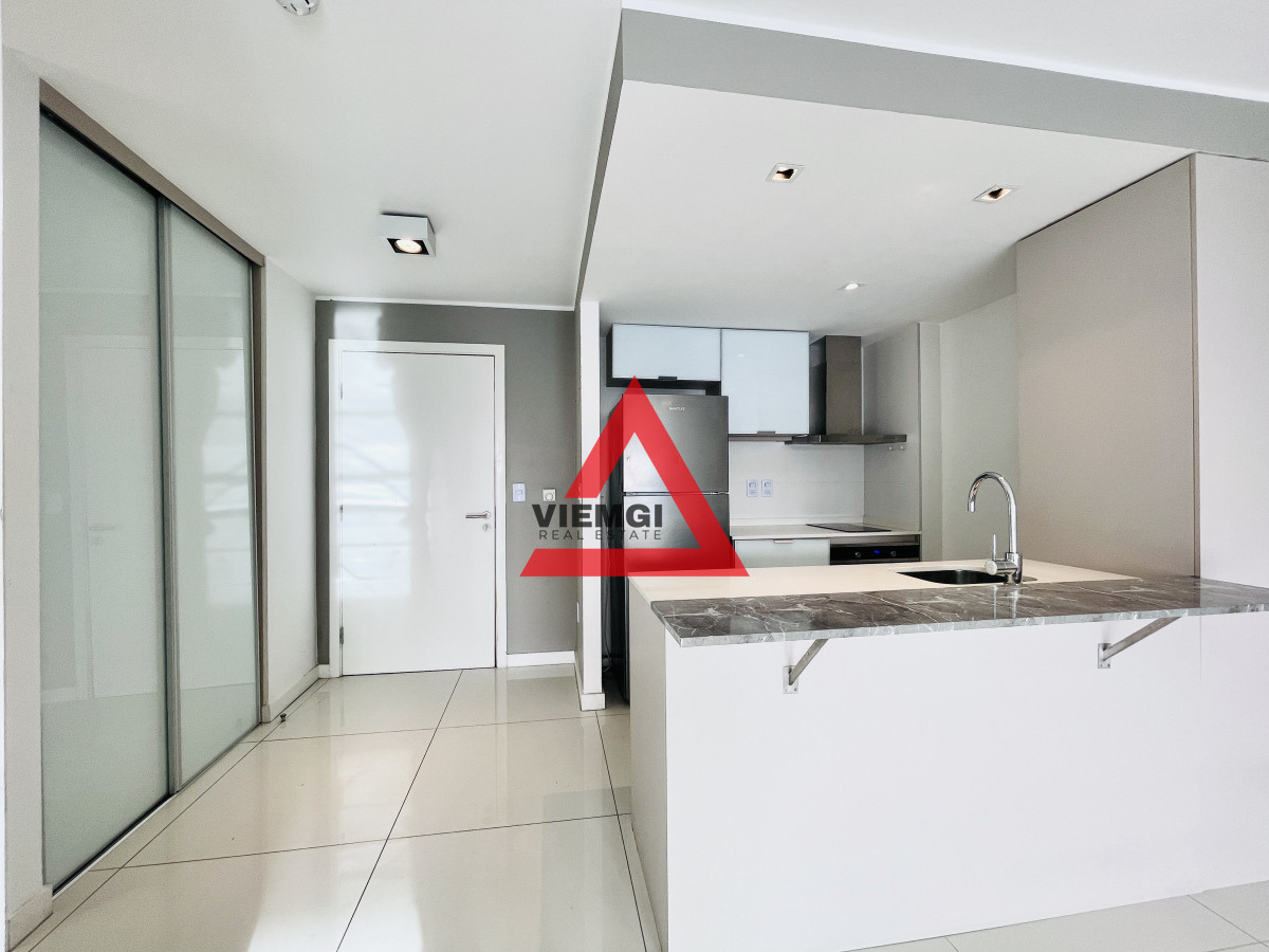 Apartamento ID.84 - Apartamento de 2 Dormitorios en Alquiler Anual a pasos de Playas Mansa y Brava