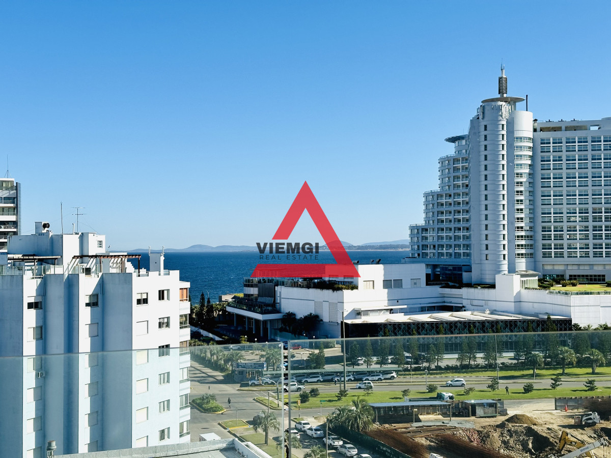Apartamento ID.83 - Moderno Apartamento de 3 Dormitorios en Suite, zona Hotel Enjoy, Punta del Este
