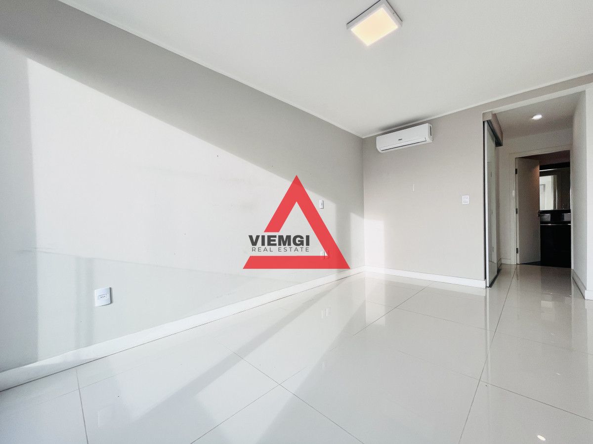 Apartamento ID.84 - Apartamento de 2 Dormitorios en Alquiler Anual a pasos de Playas Mansa y Brava