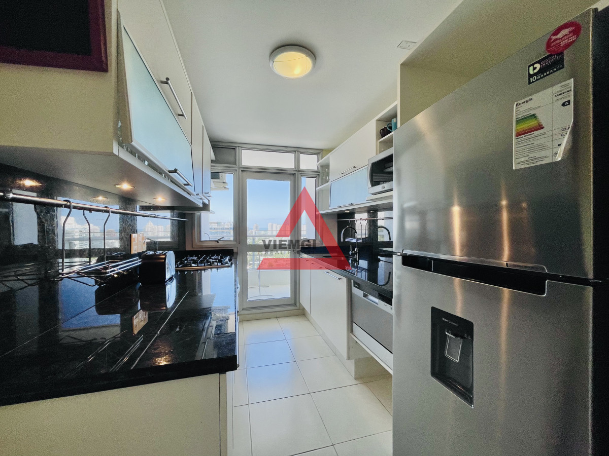 Apartamento ID.201 - Excelente Apartamento de 2 Dormitorios con Vista al Mar, Playa Mansa