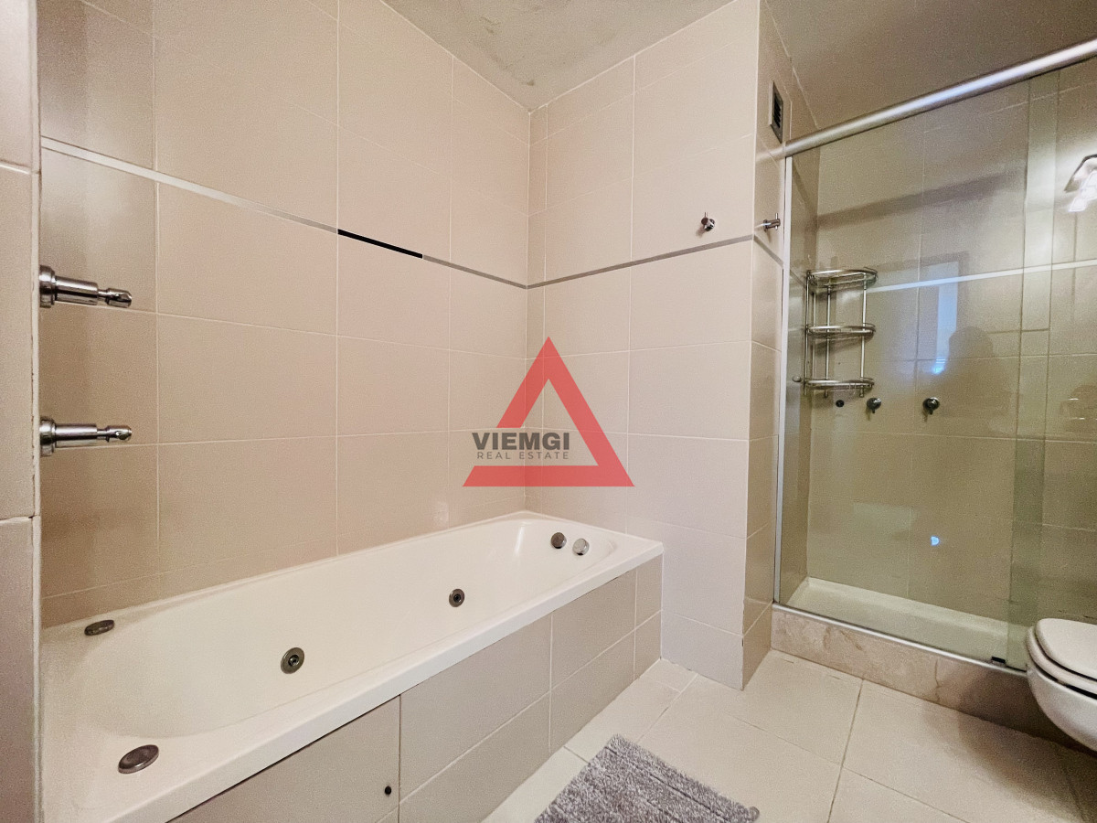 Apartamento ID.201 - Excelente Apartamento de 2 Dormitorios con Vista al Mar, Playa Mansa