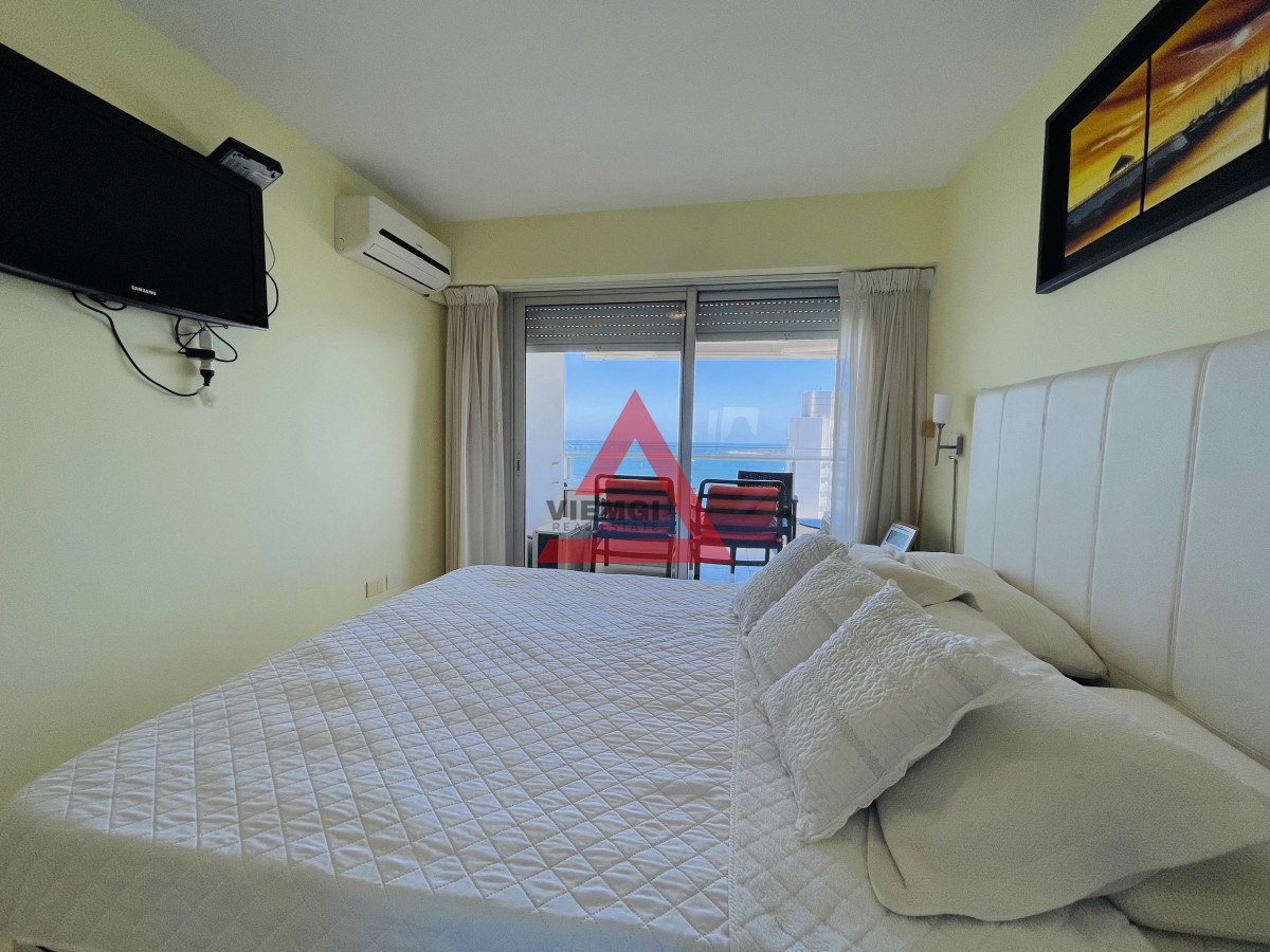 Apartamento ID.201 - Excelente Apartamento de 2 Dormitorios con Vista al Mar, Playa Mansa