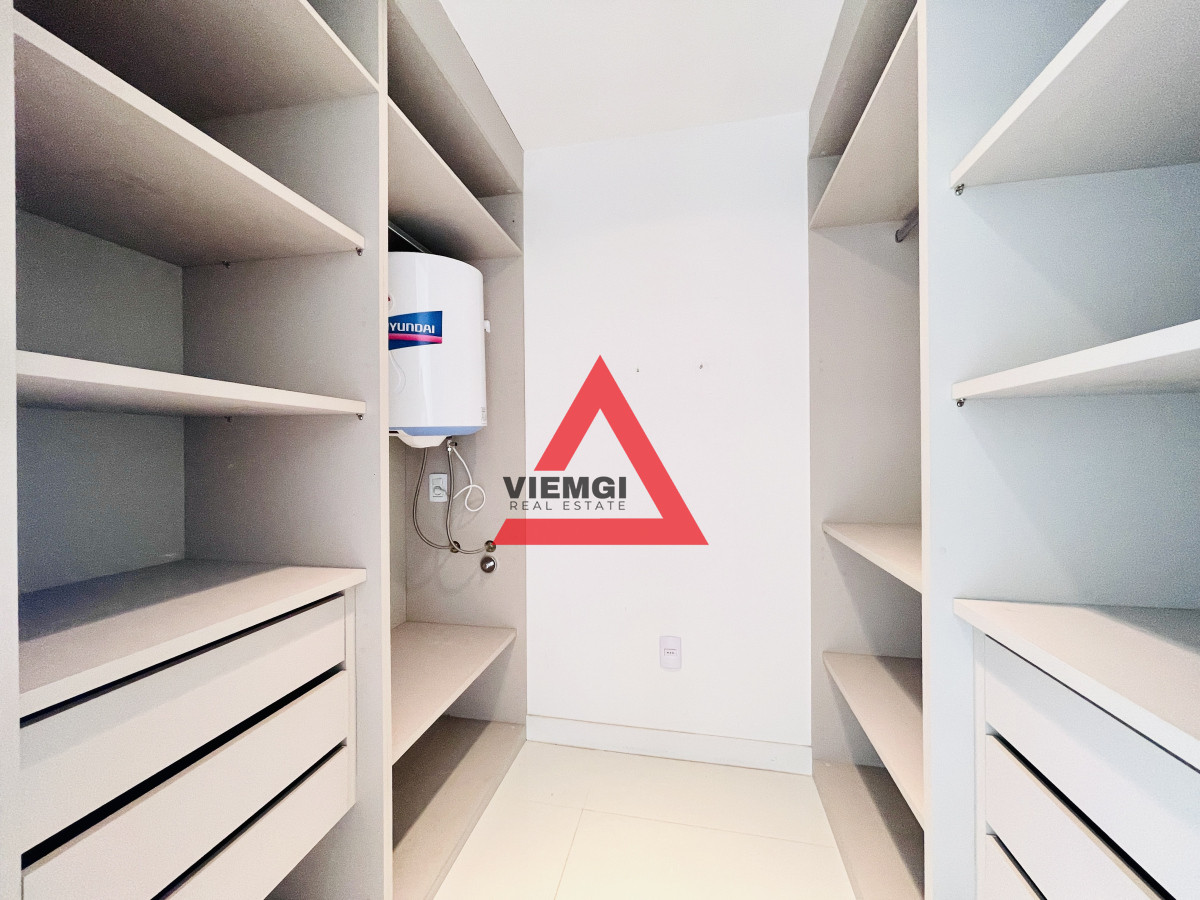 Apartamento ID.84 - Apartamento de 2 Dormitorios en Alquiler Anual a pasos de Playas Mansa y Brava