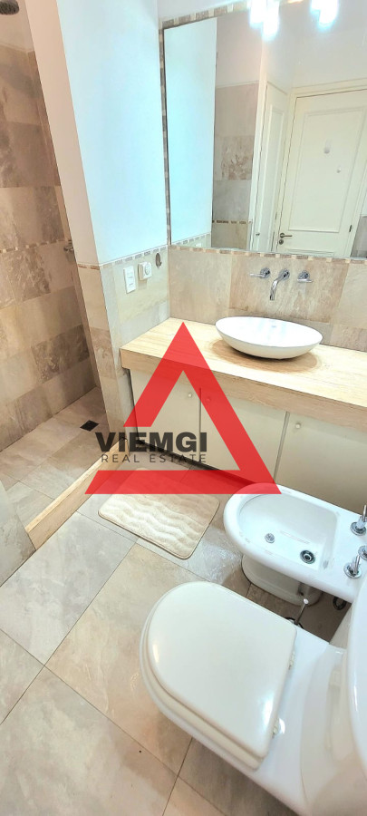 Casa ID.28 - Casa moderna de 5 dormitorios  en venta con renta 