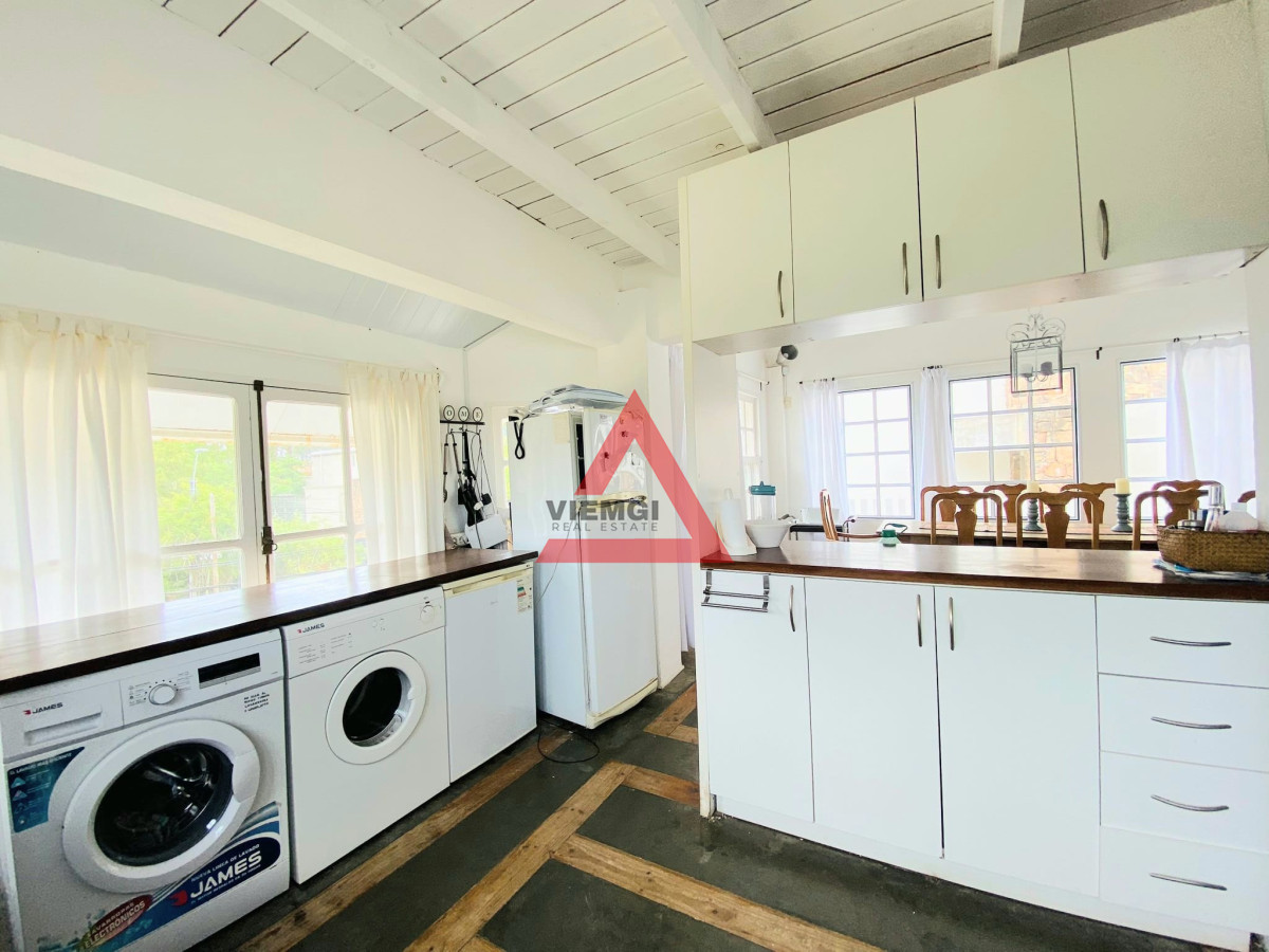 Casa ID.27 - Excelente Casa de 4 Dormitorios en Montoya, La Barra