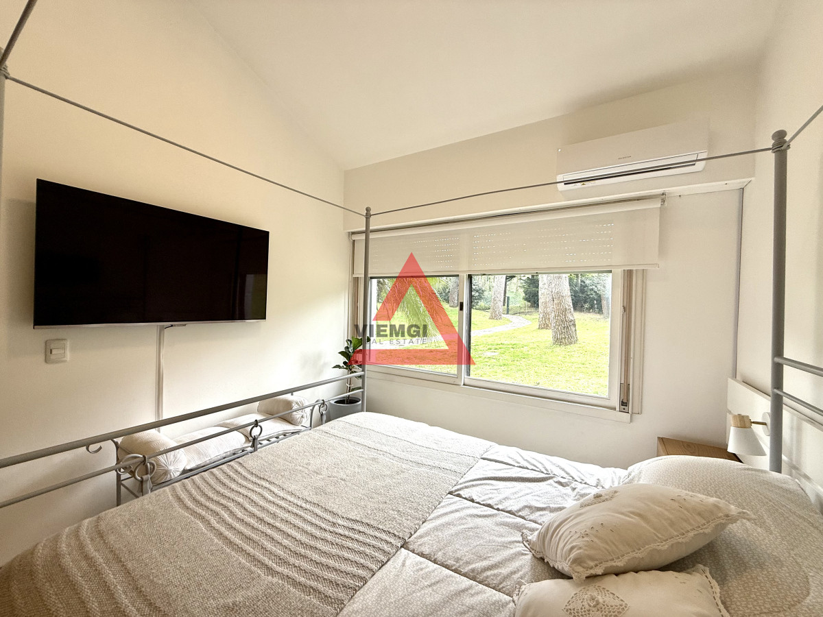 Casa ID.185 - Casa en alquiler de temporada con 4 suites más dependencia en 4500 m2 piscina y parrillero 