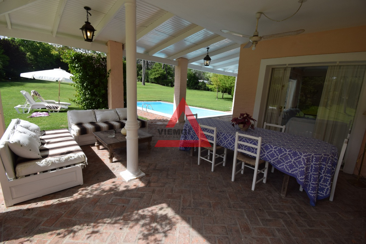 Casa ID.182 - Excelente Casa de 4 Dormitorios en Playa Brava, Punta del Este