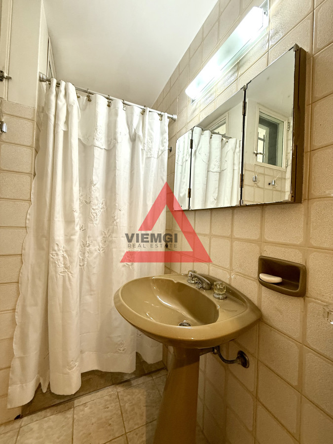 Casa ID.185 - Casa en alquiler de temporada con 4 suites más dependencia en 4500 m2 piscina y parrillero 