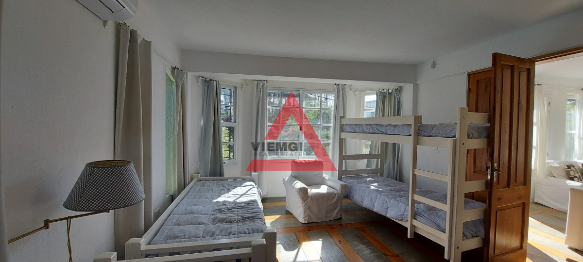 Casa ID.27 - Excelente Casa de 4 Dormitorios en Montoya, La Barra