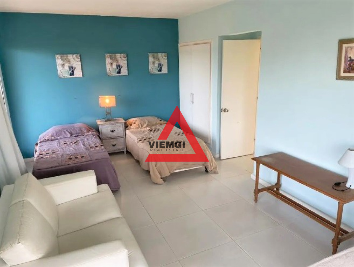Casa ID.25 - Excelente Casa de 6 Dormitorios y Piscina en Montoya, La Barra