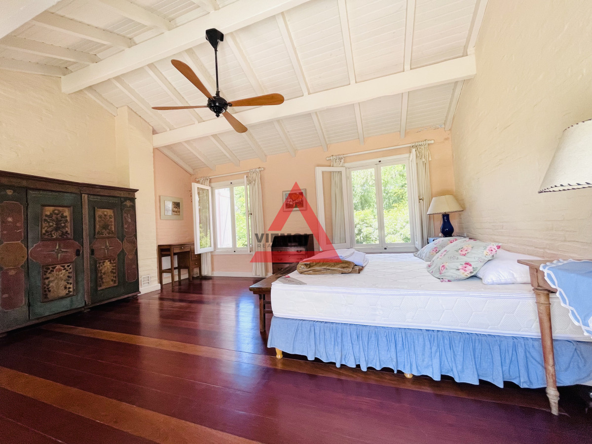 Casa ID.182 - Excelente Casa de 4 Dormitorios en Playa Brava, Punta del Este
