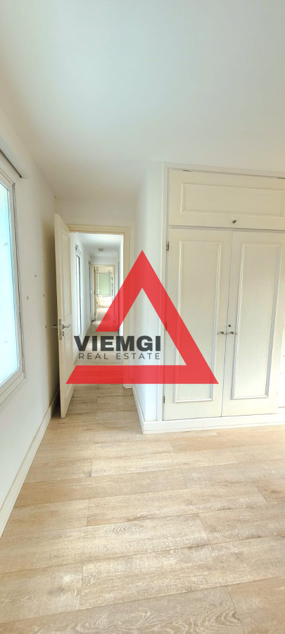 Casa ID.28 - Casa moderna de 5 dormitorios  en venta con renta 