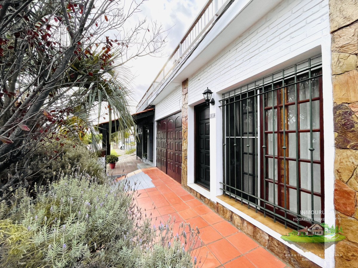 Casa ID.545 - En Venta! Casa PH de 3 Dormitorios, Parrillero y Garage, en Maldonado, cerca de todo