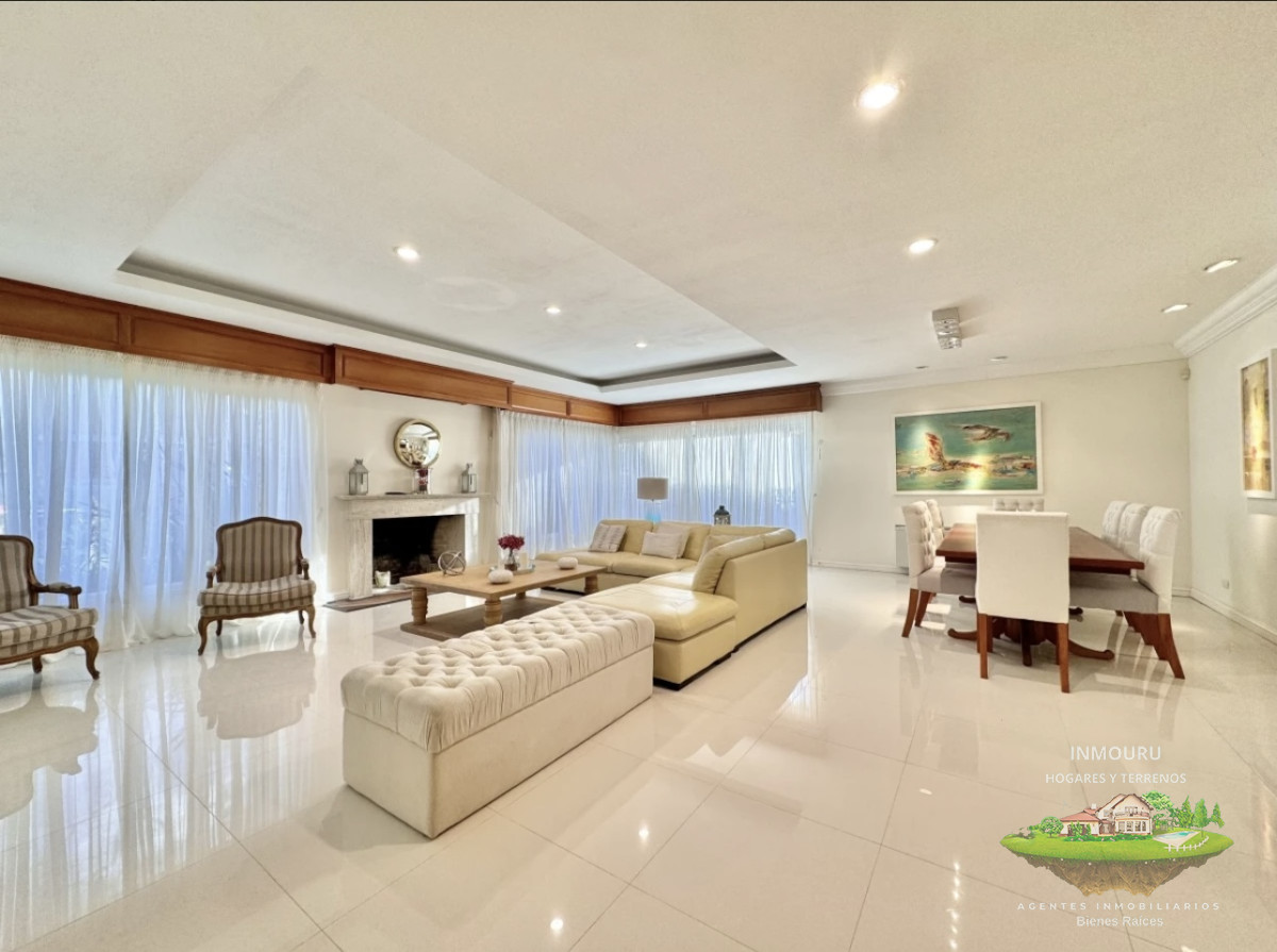 Casa ID.1446 - Moderna Casa de 4 Dormitorios en Playa Mansa a 150 metros del Mar