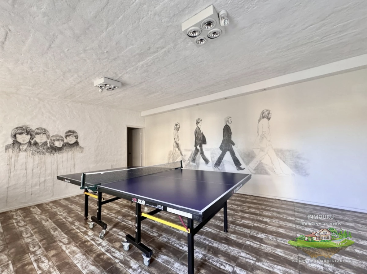 Casa ID.1446 - Moderna Casa de 4 Dormitorios en Playa Mansa a 150 metros del Mar