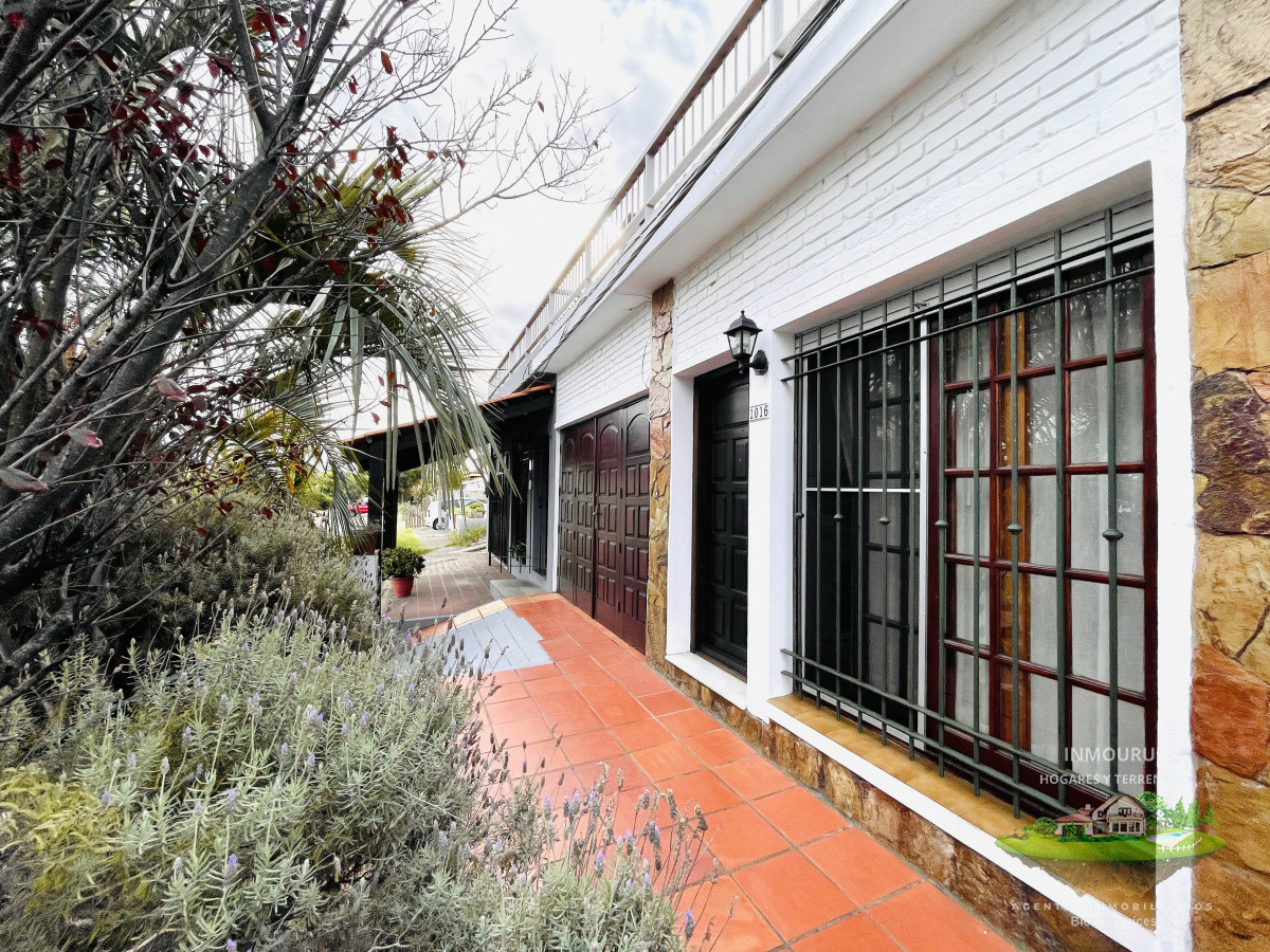 Casa ID.545 - En Venta! Casa PH de 3 Dormitorios, Parrillero y Garage, en Maldonado, cerca de todo