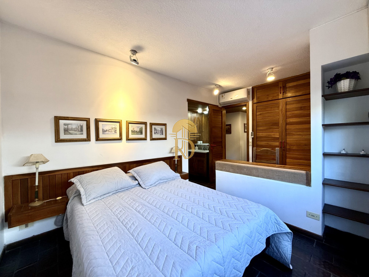 Apartamento en venta con alma de casa. Zona Península Punta del Este -id-768-21