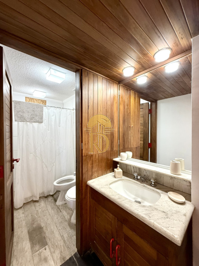 Apartamento en venta con alma de casa. Zona Península Punta del Este -id-768-24