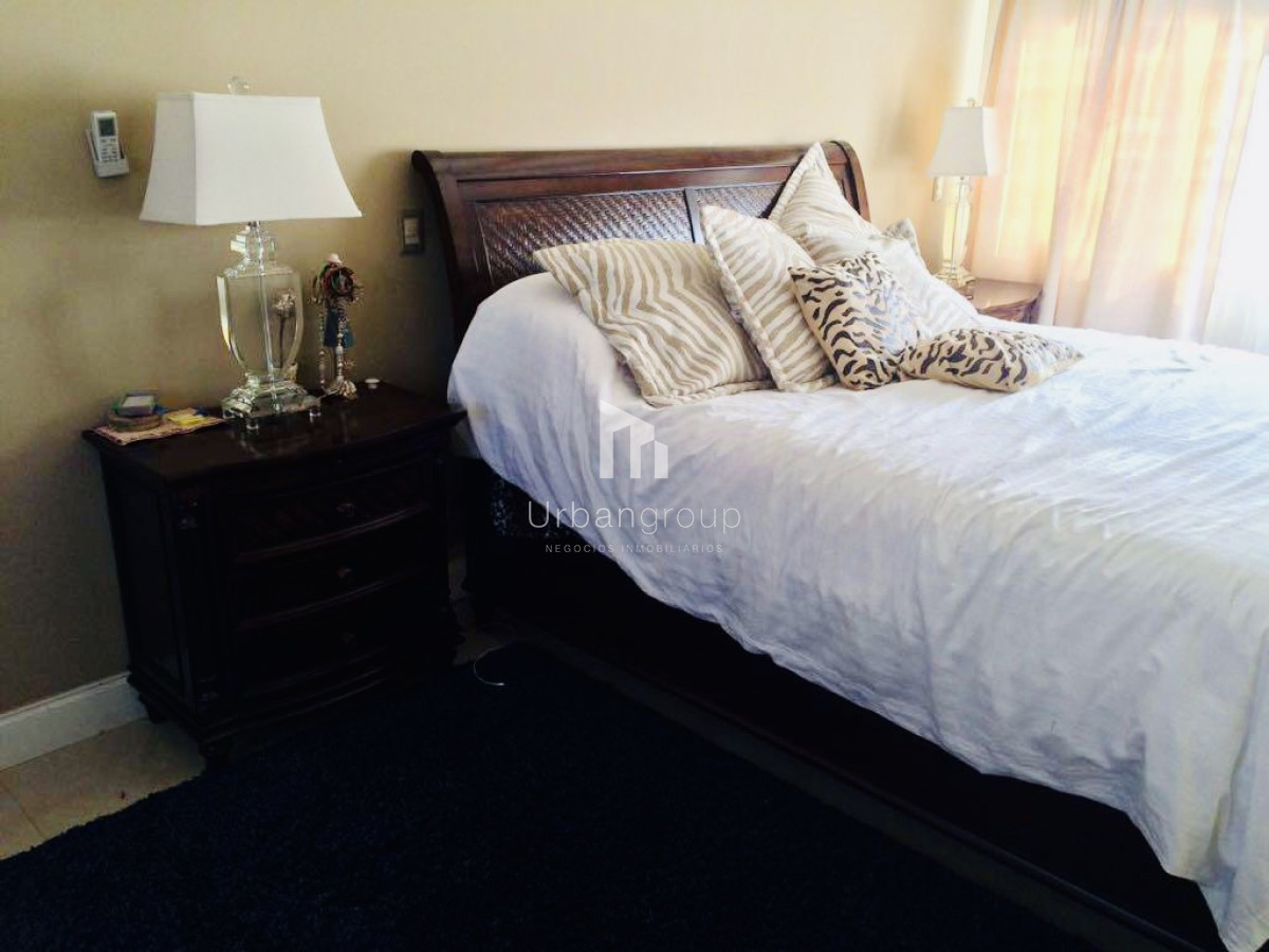 Casa ID.36 - Excelente Casa de 5 Dormitorios en Barrio Privado La Arbolada, Punta del Este