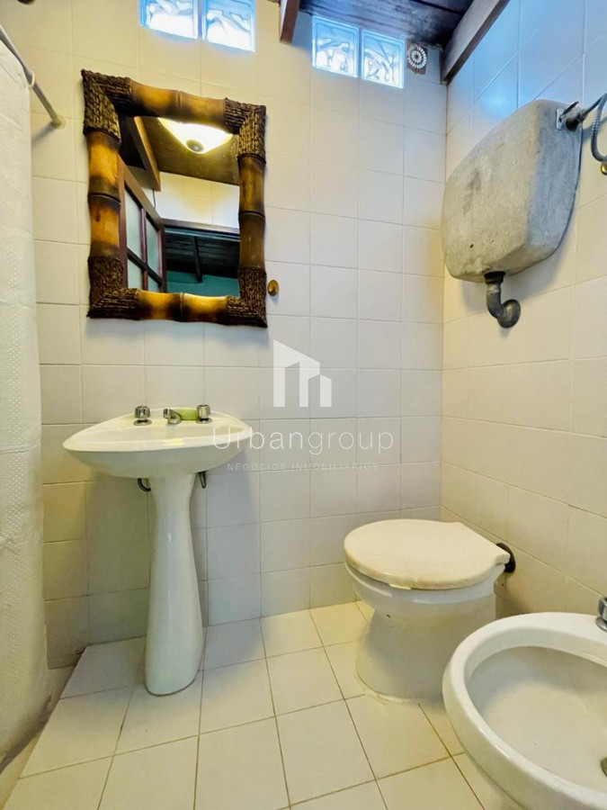 Casa ID.34 - Excelente Casa de 4 Dormitorios en Playa Mansa - Punta del Este