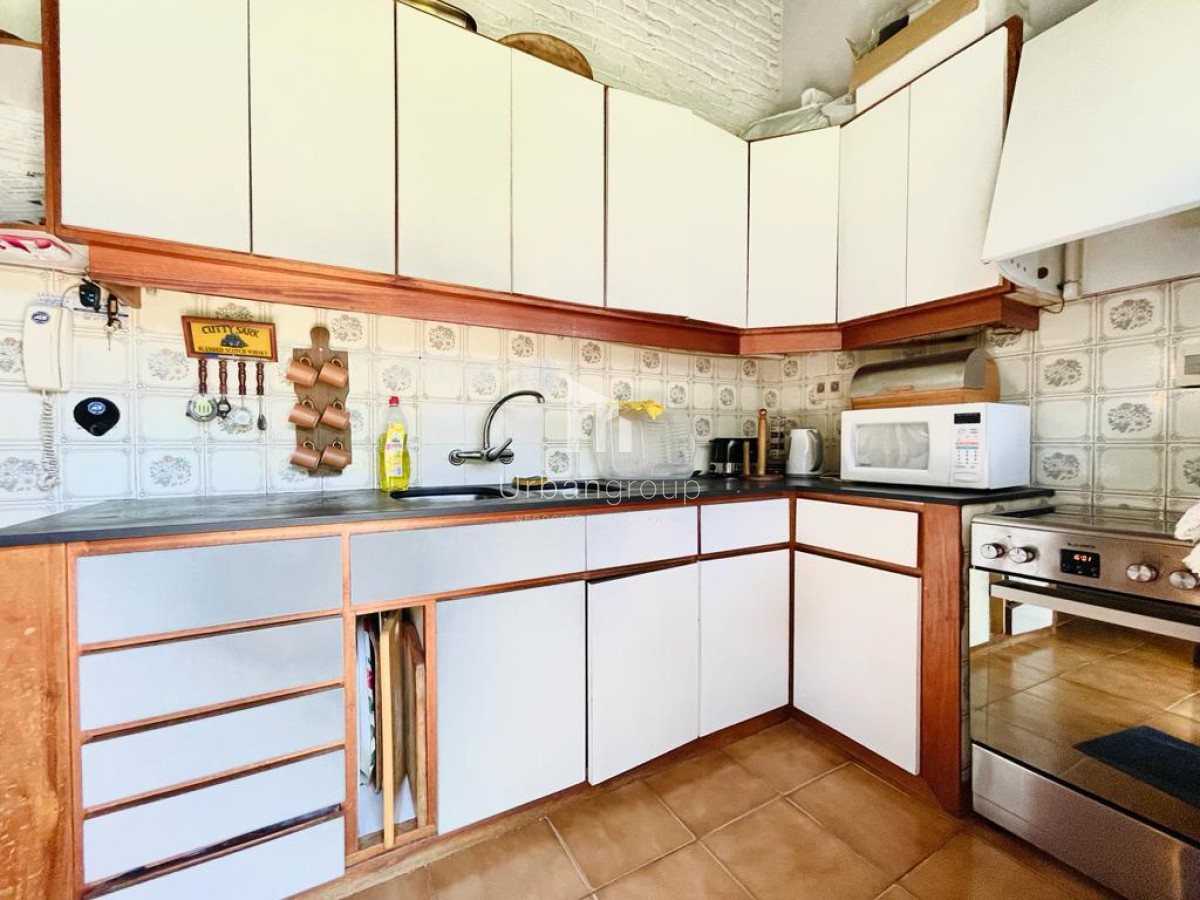 Casa ID.34 - Excelente Casa de 4 Dormitorios en Playa Mansa - Punta del Este