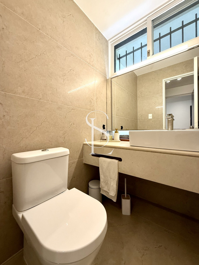 Casa ID.277 - Casa en alquiler de temporada con 4 suites más dependencia en 4500 m2 piscina y parrillero 