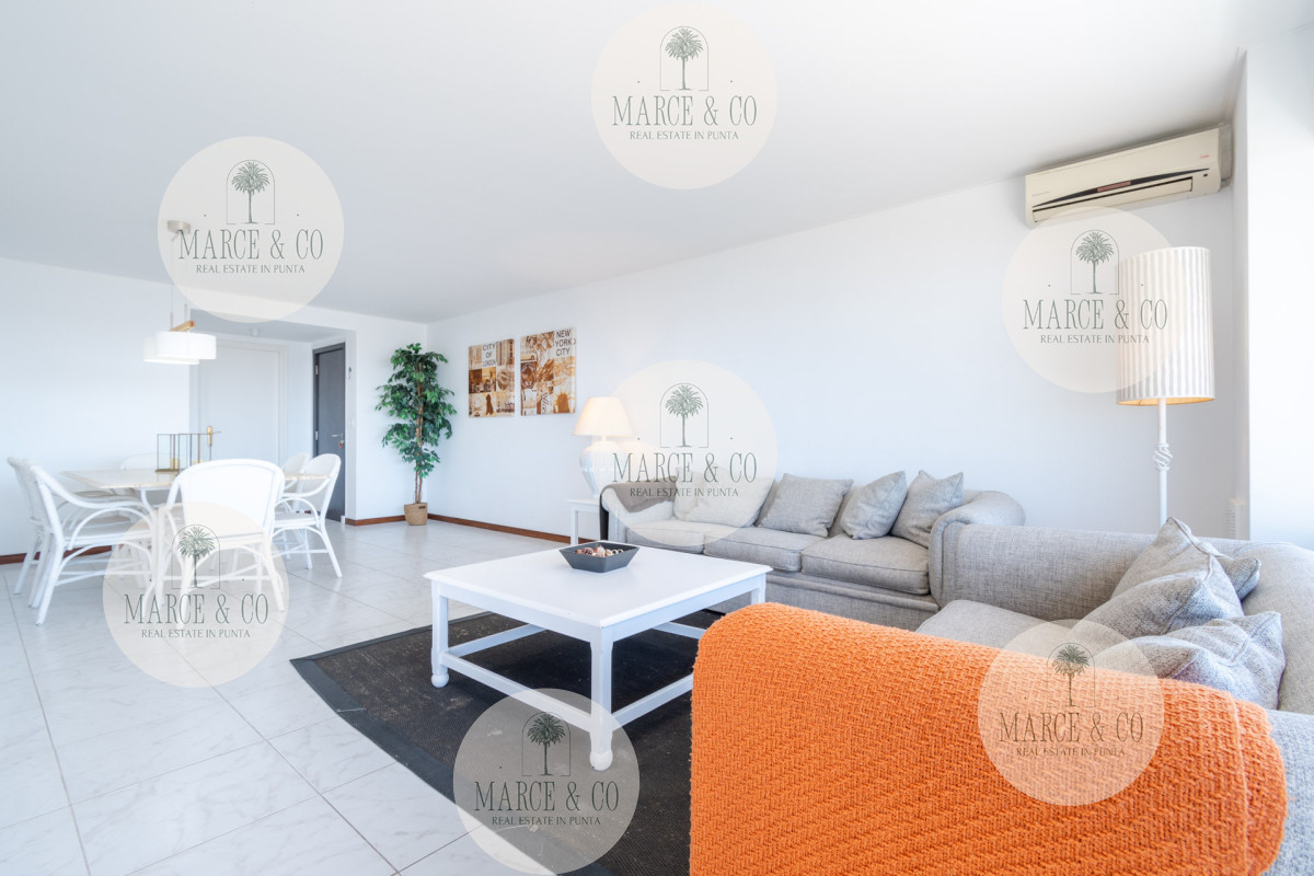 Apartamento ID.2235 - Venta y alquiler temporario de apartamento penthouse de tres dormitorios en playa Montoya