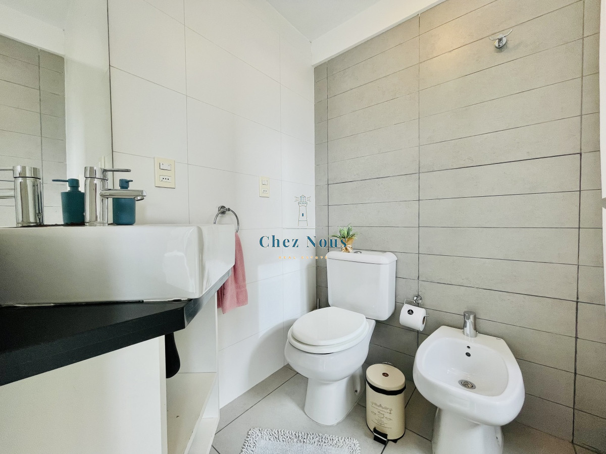Apartamento ID.1968 - Venta de apartamento de 1 Dormitorio en el corazón de la Península, Punta del Este