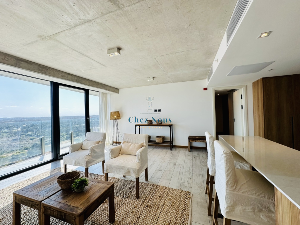 Apartamento ID.965 - Moderno Apartamento de 1 Dormitorio en suite piso alto en Venta de Torre Surfside Village, Punta del Este