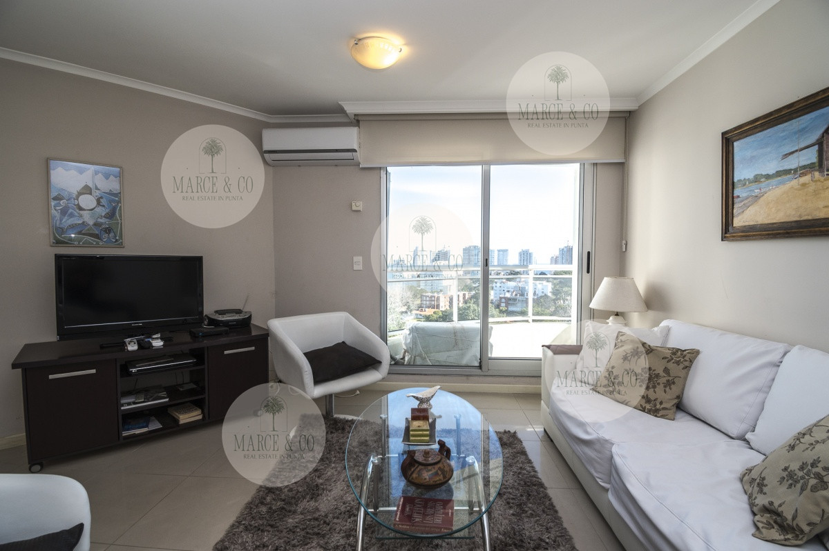 Apartamento ID.2126 - Oportunidad en Venta! Apartamento de 2 Dormitorios en Ocean Drive, Punta del Este