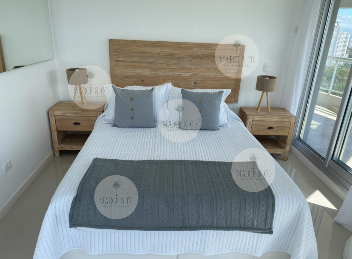 Apartamento ID.2548 - Alquiler temporal de apartamento piso alto de 2 dormitorios más servicio en playa brava 