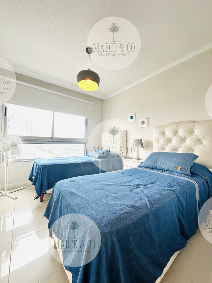 Apartamento ID.2321 - Apartamento de 3 Dormitorios en Venta, Ocean Drive Punta del Este