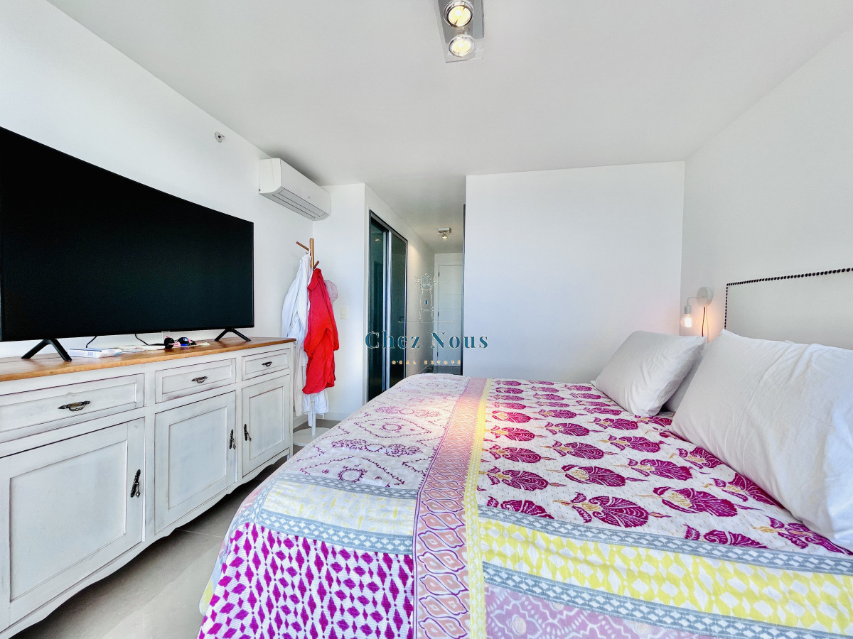 Apartamento ID.555 -  Exclusivo Penthouse de 3 Dormitorios con Vistas panorámicas a Playa Brava, en Venta