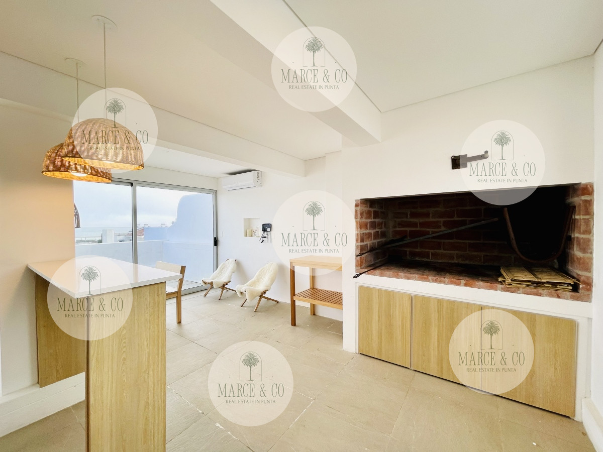 Apartamento ID.542 - Maravilloso Penthouse de 3 Dormitorios y Parrillero en Montoya, La Barra