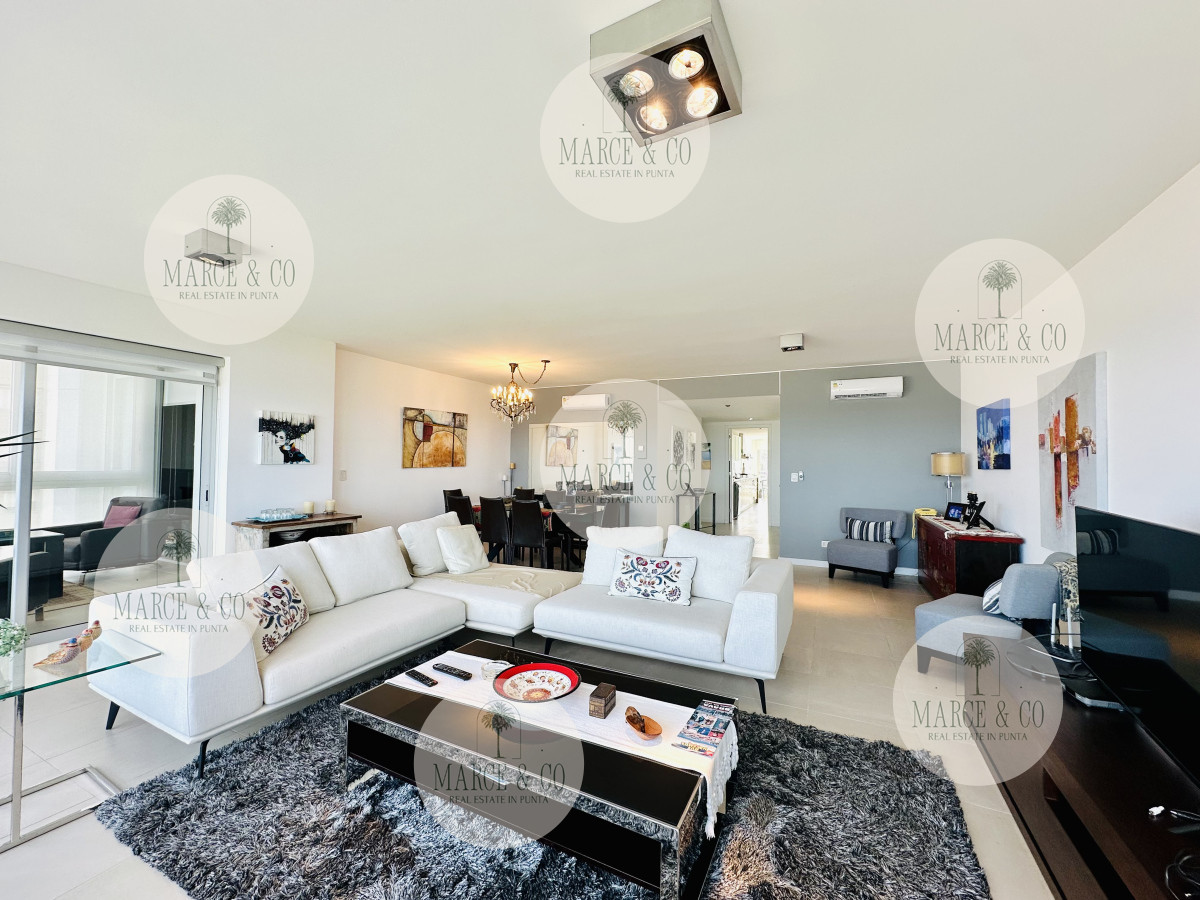 Apartamento ID.2198 - Oportunidad en Venta! Apartamento sobre playa Brava de 3 Dormitorios más Dependencia, Torre Le Parc