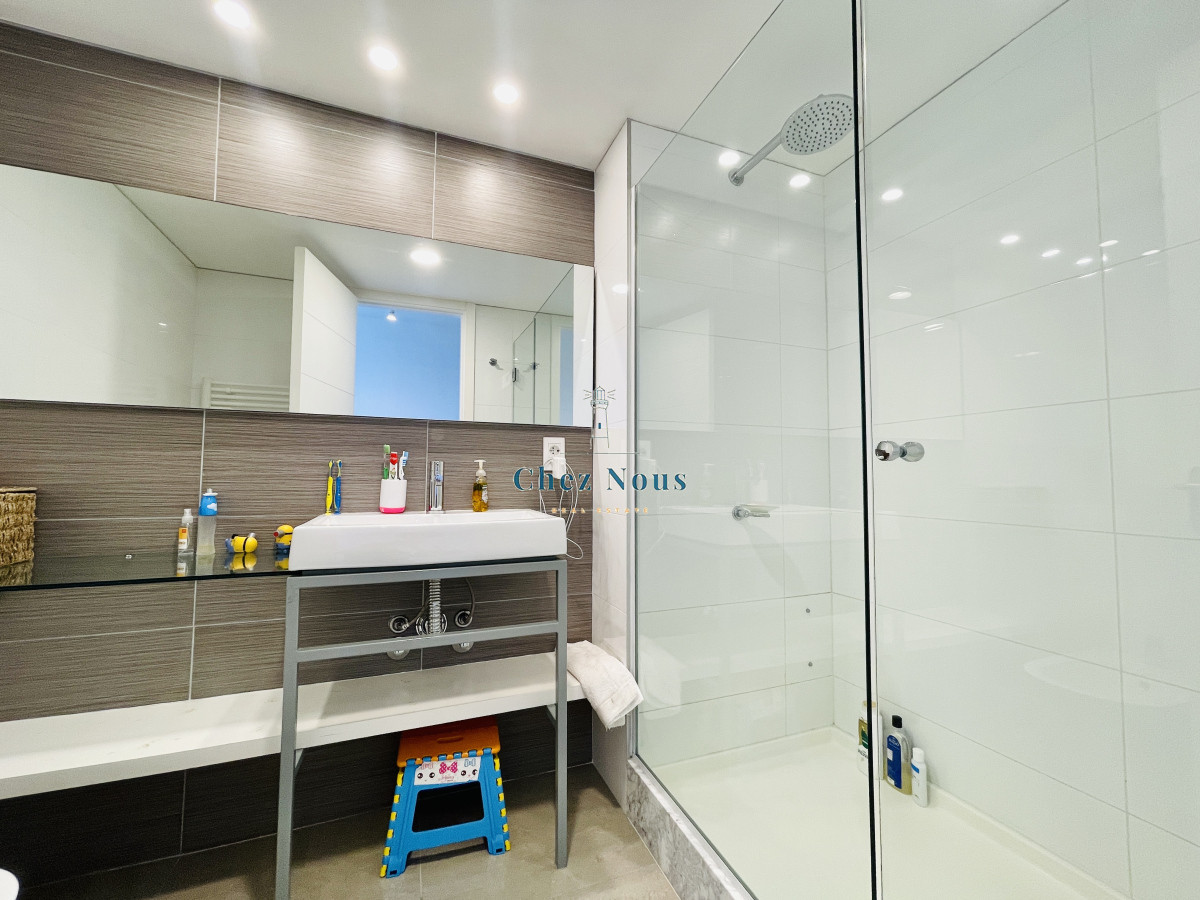 Apartamento ID.555 -  Exclusivo Penthouse de 3 Dormitorios con Vistas panorámicas a Playa Brava, en Venta