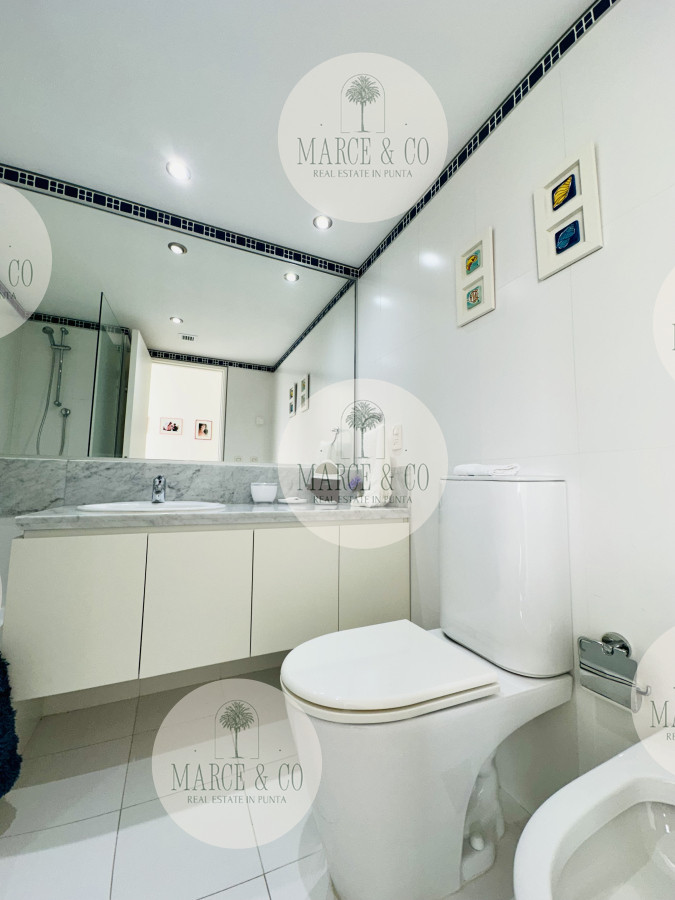 Apartamento ID.2198 - Oportunidad en Venta! Apartamento sobre playa Brava de 3 Dormitorios más Dependencia, Torre Le Parc