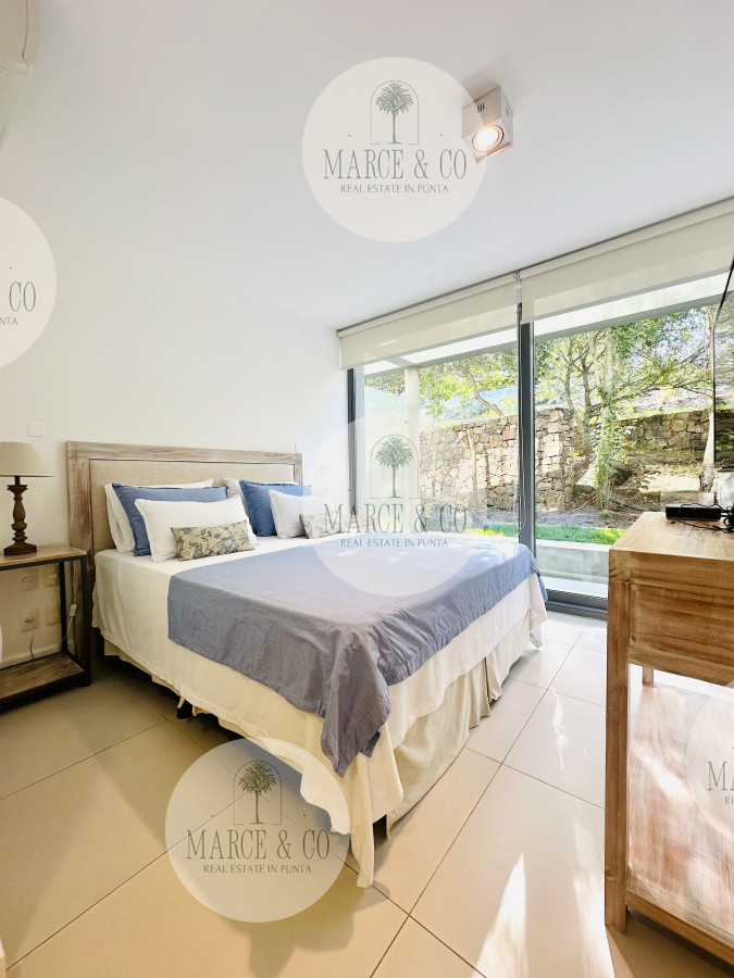Apartamento ID.1431 - Venta OPORTUNIDAD de exclusivo departamento de tres dormitorios y Parrillero en Punta Ballena