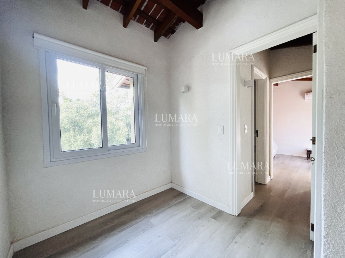 Apartamento ID.3146 - Alquiler anual o invernal de apartamento dúplex con parrillero propio en Rincón del Indio
