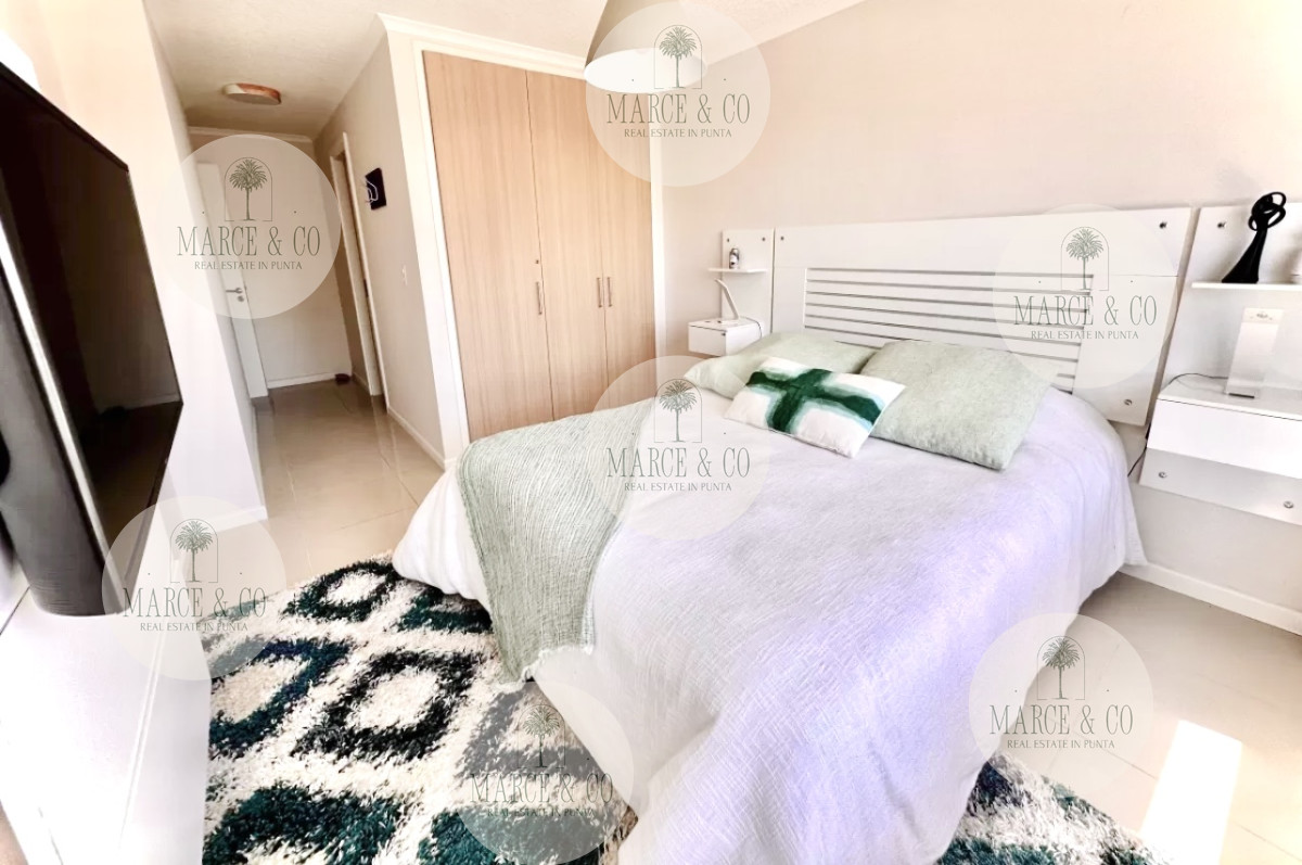 Apartamento ID.2321 - Apartamento de 3 Dormitorios en Venta, Ocean Drive Punta del Este