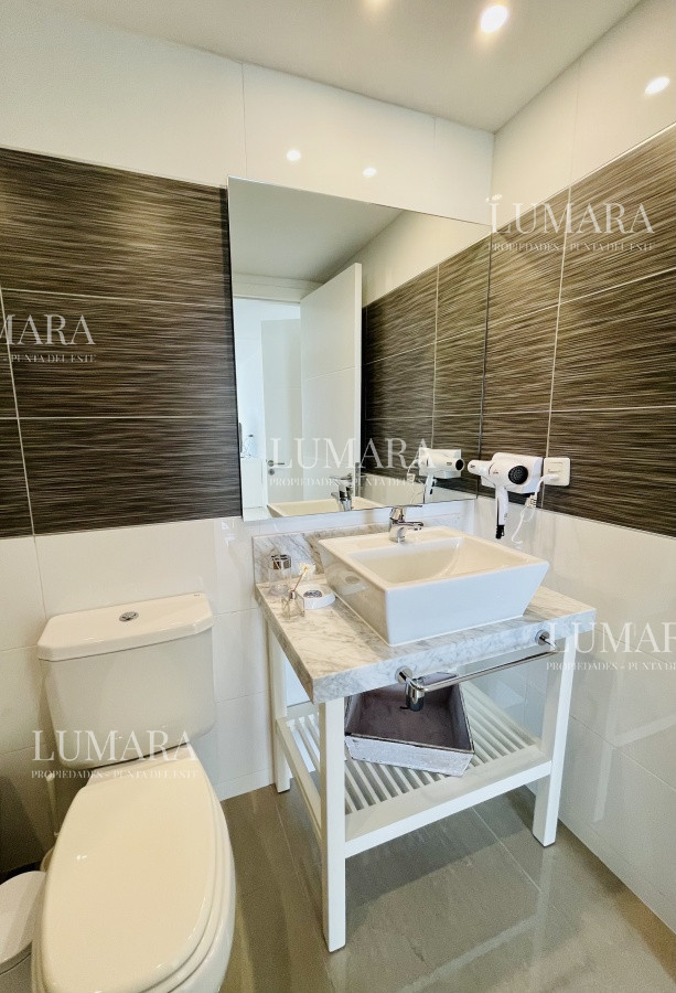 Apartamento ID.3154 - Alquiler temporario y venta de apartamento Penthouse en torre One, Playa Brava