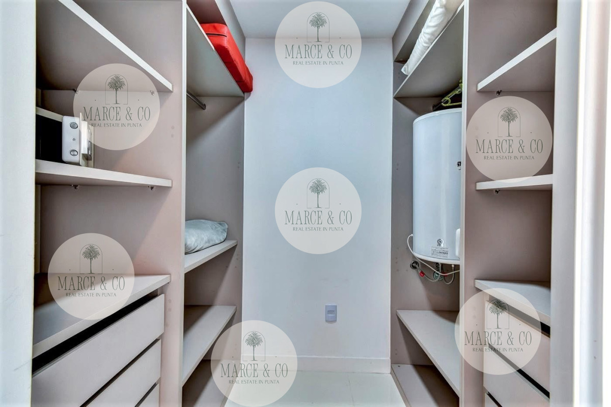 Apartamento ID.996 - Venta de apartamento de dos dormitorios con dos baños moderna Torre, Art Tower, Punta del Este
