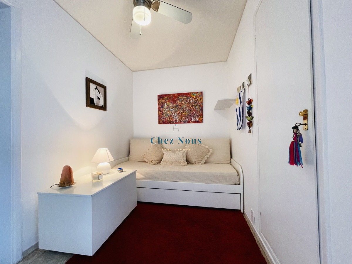 Apartamento ID.564 - Apartamento de 1 Dormitorio y Medio en la Península, Punta del Este