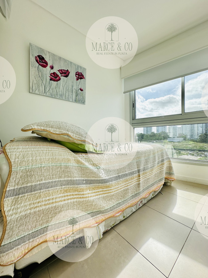 Apartamento ID.2198 - Oportunidad en Venta! Apartamento sobre playa Brava de 3 Dormitorios más Dependencia, Torre Le Parc