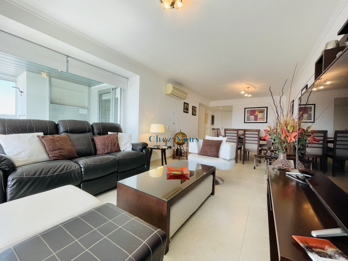 Apartamento ID.2120 - Apartamento de 2 Dormitorios y Parrillero a Pocos Metros de Playa Mansa