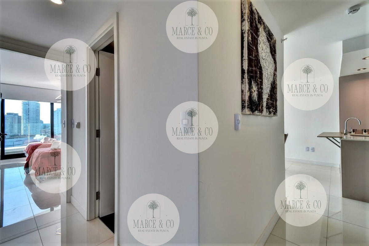 Apartamento ID.996 - Venta de apartamento de dos dormitorios con dos baños moderna Torre, Art Tower, Punta del Este