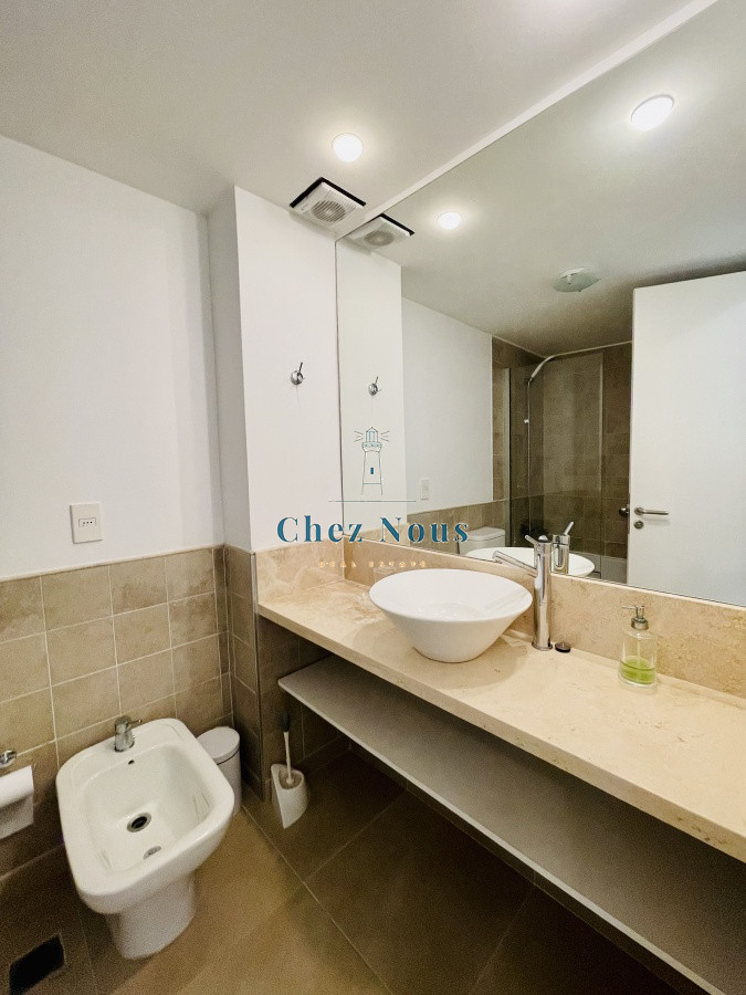 Apartamento ID.1104 - Venta y alquiler de apartamento de dos dormitorios con parrillero de uso exclusivo en Punta Ballena